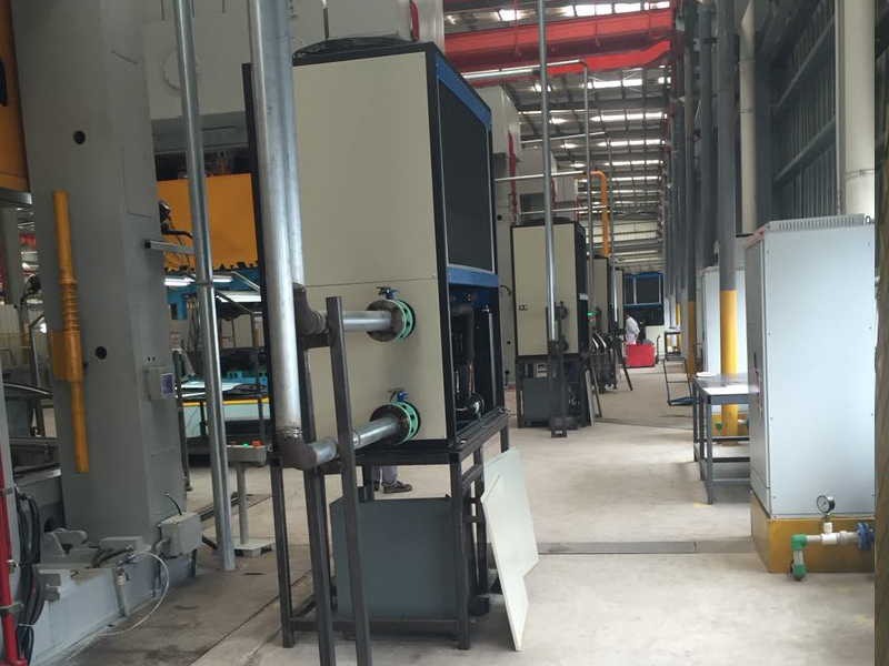 js0e3xME9pI41p6I235S28mr2s8om4z9.jpg 油冷机应用图.jpg